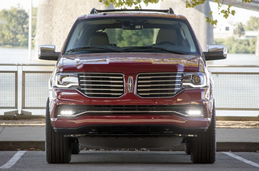  Lincoln Navigator 2014 года  (фото 36 из 61)